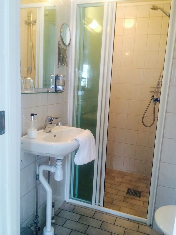 Toftastrand Hotell Vaxjo Bagian luar foto
