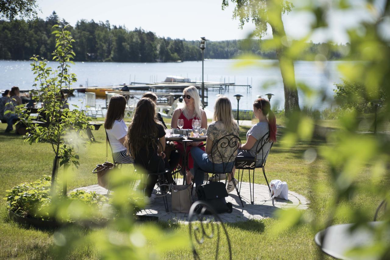 Toftastrand Hotell Vaxjo Bagian luar foto